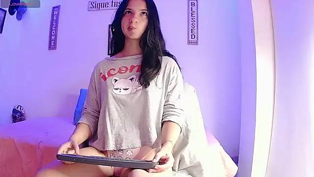 Snapshot of __abrill__ chatting on September 2025 12:55:01 AM abrill online show from September 2025 12:55:01 AM