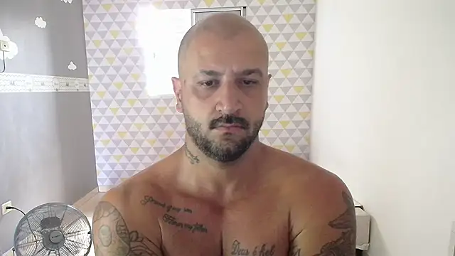 JeanCafa online show from April 2026 04:42:02 PM