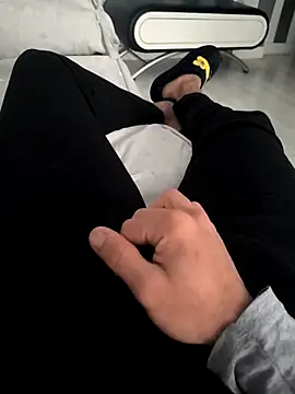 xxxfeo online show from December 2025 03:28:02 PM