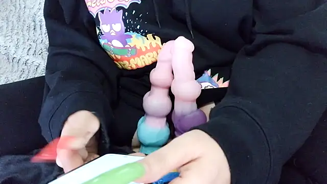 fetishslut4u online show from September 2025 03:23:02 PM