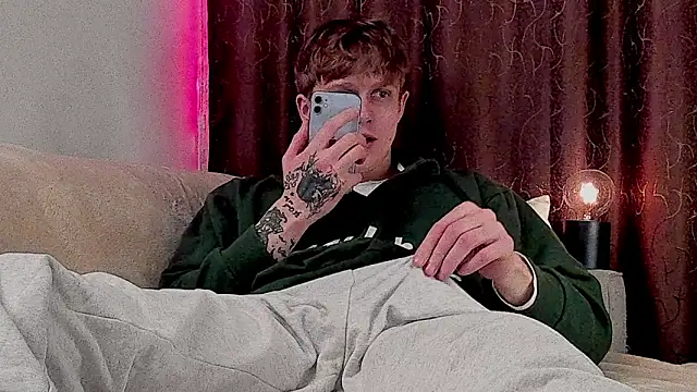 TalkingHead 0  online show from April 2026 07:53:01 PM