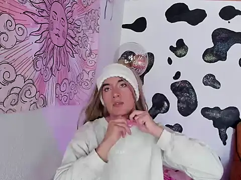 Snapshot of brihanna_cooper chatting on September 2025 04:21:02 PM brihanna cooper online show from September 2025 04:21:02 PM