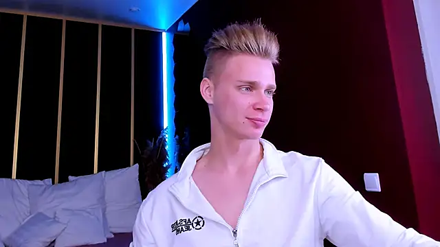 LawrenceMiles online show from October 2025 11:07:01 AM