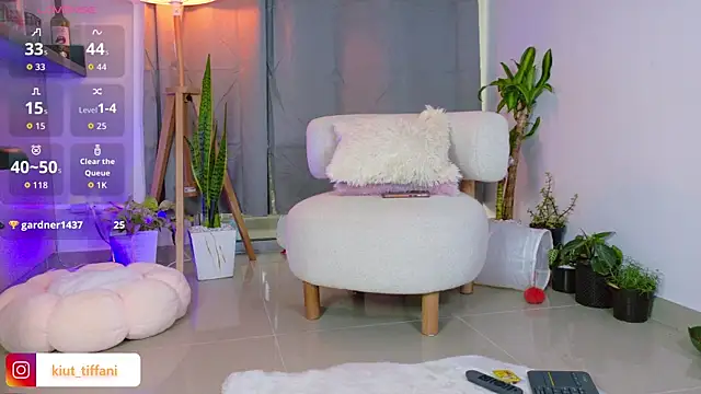 Snapshot of Kiut_tiffanii chatting on September 2025 10:59:01 AM Kiut tiffanii online show from September 2025 10:59:01 AM