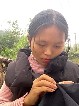 milo bae online show from January 2026 01:44:01 AM