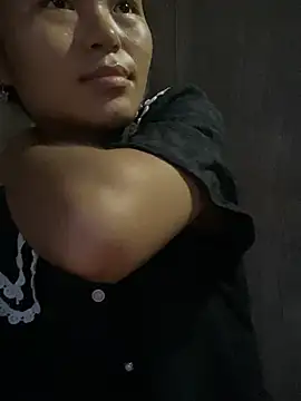 milo bae online show from July 2026 10:37:01 PM