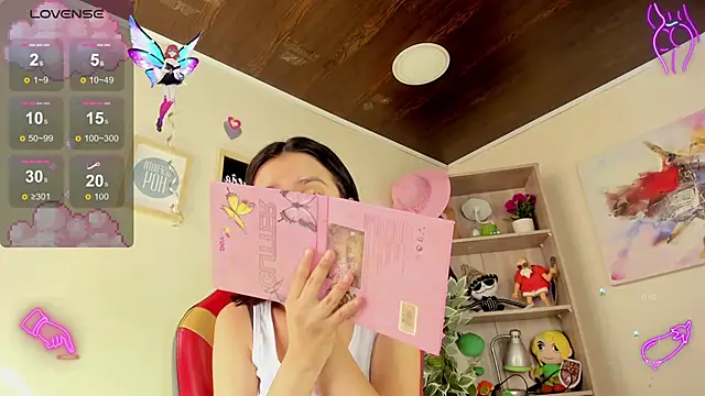 Snapshot of Lana_Dreams_ chatting on September 2025 12:52:02 PM Lana Dreams online show from September 2025 12:52:02 PM