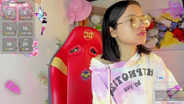 Snapshot of Lana_Dreams_ chatting on September 2025 04:06:02 AM Lana Dreams online show from September 2025 04:06:02 AM