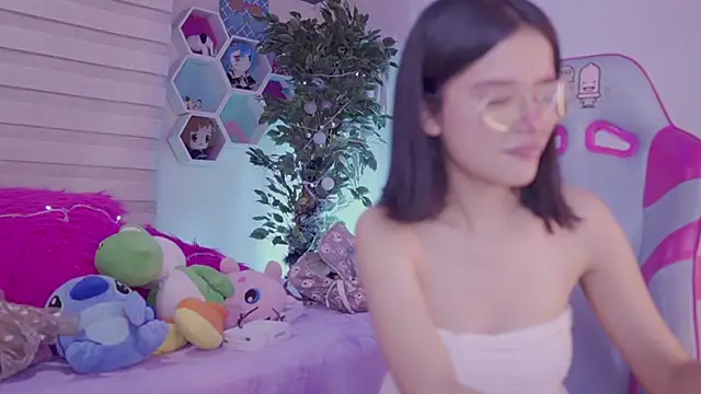 Snapshot of Lana_Dreams_ chatting on October 2025 05:05:01 AM Lana Dreams online show from October 2025 05:05:01 AM