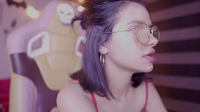 Snapshot of Lana_Dreams_ chatting on October 2025 12:08:02 AM Lana Dreams online show from October 2025 12:08:02 AM