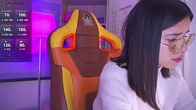 Snapshot of Lana_Dreams_ chatting on November 2025 12:57:01 AM Lana Dreams online show from November 2025 12:57:01 AM