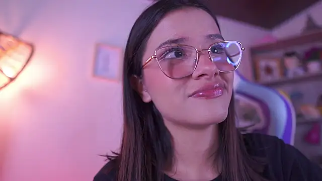 Snapshot of Lana_Dreams_ chatting on February 2026 02:15:02 AM Lana Dreams online show from February 2026 02:15:02 AM