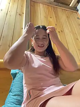 Snapshot of phungtiti chatting on November 2025 05:13:02 AM phungtiti online show from November 2025 05:13:02 AM