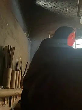 Snapshot of phungtiti chatting on January 2026 01:11:01 AM phungtiti online show from January 2026 01:11:01 AM