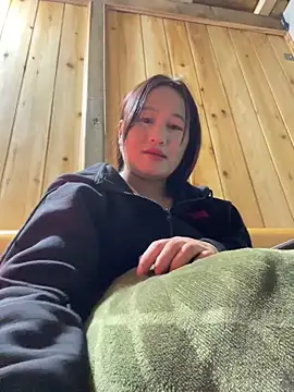 Snapshot of phungtiti chatting on February 2026 12:37:01 PM phungtiti online show from February 2026 12:37:01 PM