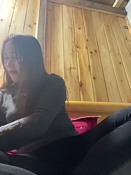 Snapshot of phungtiti chatting on February 2026 07:34:02 AM phungtiti online show from February 2026 07:34:02 AM