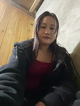 Snapshot of phungtiti chatting on February 2026 11:48:01 PM phungtiti online show from February 2026 11:48:01 PM