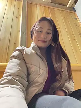 Snapshot of phungtiti chatting on March 2026 02:10:01 PM phungtiti online show from March 2026 02:10:01 PM