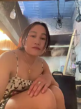 Snapshot of phungtiti chatting on March 2026 02:26:01 AM phungtiti online show from March 2026 02:26:01 AM