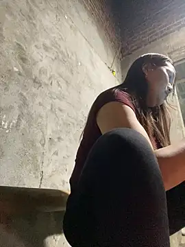 Snapshot of phungtiti chatting on March 2026 10:09:02 AM phungtiti online show from March 2026 10:09:02 AM