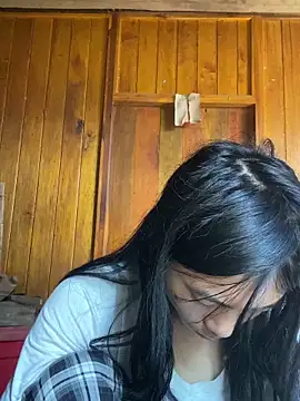 Snapshot of EmLy02 chatting on September 2025 01:28:01 AM EmLy02 online show from September 2025 01:28:01 AM