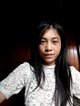 Snapshot of EmLy02 chatting on September 2025 06:52:02 AM EmLy02 online show from September 2025 06:52:02 AM