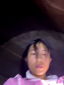 Snapshot of EmLy02 chatting on October 2025 03:56:01 AM EmLy02 online show from October 2025 03:56:01 AM