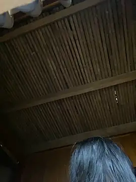 Snapshot of EmLy02 chatting on October 2025 01:03:01 AM EmLy02 online show from October 2025 01:03:01 AM