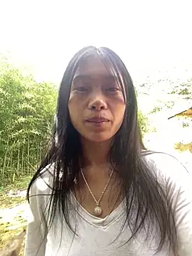 Snapshot of EmLy02 chatting on October 2025 02:10:01 AM EmLy02 online show from October 2025 02:10:01 AM