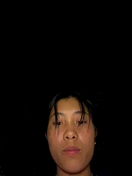 Snapshot of EmLy02 chatting on October 2025 12:04:02 PM EmLy02 online show from October 2025 12:04:02 PM