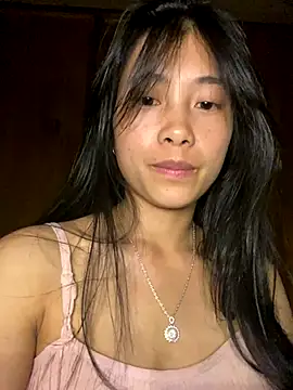 Snapshot of EmLy02 chatting on October 2025 02:41:01 PM EmLy02 online show from October 2025 02:41:01 PM