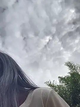 Snapshot of EmLy02 chatting on October 2025 08:04:02 AM EmLy02 online show from October 2025 08:04:02 AM