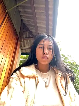 Snapshot of EmLy02 chatting on October 2025 12:25:02 AM EmLy02 online show from October 2025 12:25:02 AM