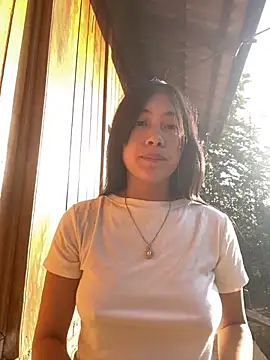 Snapshot of EmLy02 chatting on November 2025 12:43:02 AM EmLy02 online show from November 2025 12:43:02 AM