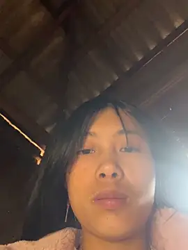 Snapshot of EmLy02 chatting on January 2026 04:26:01 AM EmLy02 online show from January 2026 04:26:01 AM