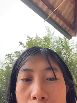 Snapshot of EmLy02 chatting on January 2026 01:43:01 AM EmLy02 online show from January 2026 01:43:01 AM