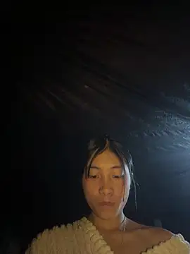 Snapshot of EmLy02 chatting on February 2026 12:09:02 PM EmLy02 online show from February 2026 12:09:02 PM