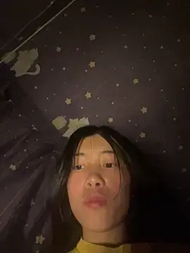 Snapshot of EmLy02 chatting on March 2026 01:34:01 AM EmLy02 online show from March 2026 01:34:01 AM