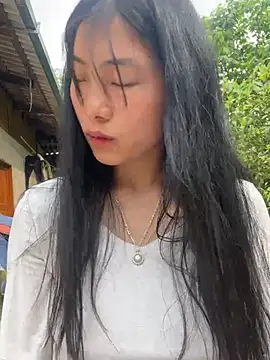 Snapshot of EmLy02 chatting on April 2026 02:21:02 AM EmLy02 online show from April 2026 02:21:02 AM