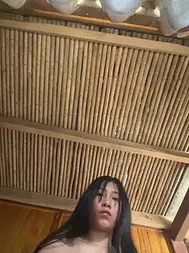 Snapshot of EmLy02 chatting on April 2026 08:40:01 AM EmLy02 online show from April 2026 08:40:01 AM