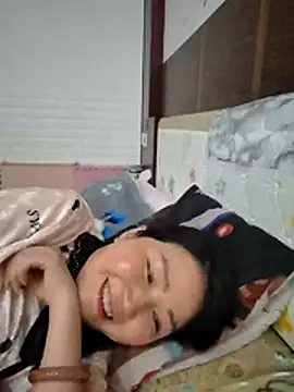 lingling5200 online show from April 2026 04:23:02 PM