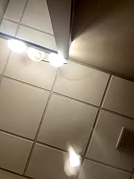 Snapshot of kev0n2389 chatting on September 2025 01:05:02 AM kev0n2389 online show from September 2025 01:05:02 AM