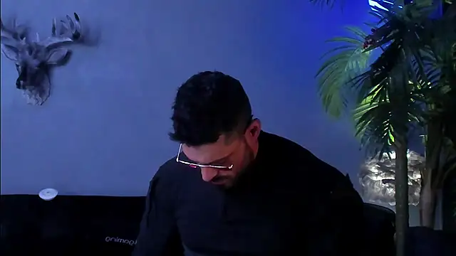 Snapshot of dennis_cox1 chatting on March 2026 05:24:01 AM dennis cox1 online show from March 2026 05:24:01 AM