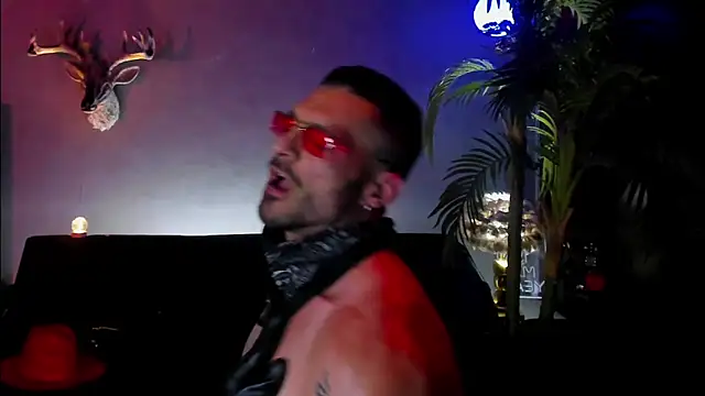 Snapshot of dennis_cox1 chatting on April 2026 02:21:02 AM dennis cox1 online show from April 2026 02:21:02 AM