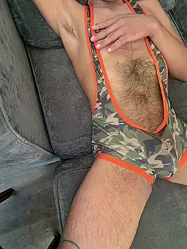 caliboi4 online show from March 2026 06:44:01 PM