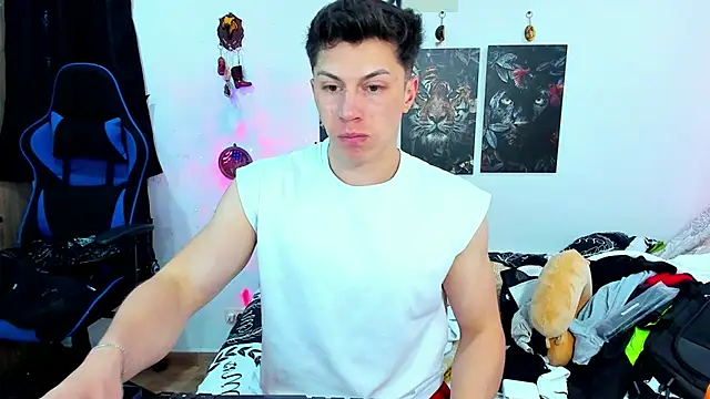 javiersexymann online show from January 2025 09:22:01 PM