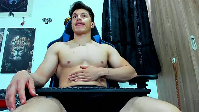 javiersexymann online show from February 2025 07:30:01 PM