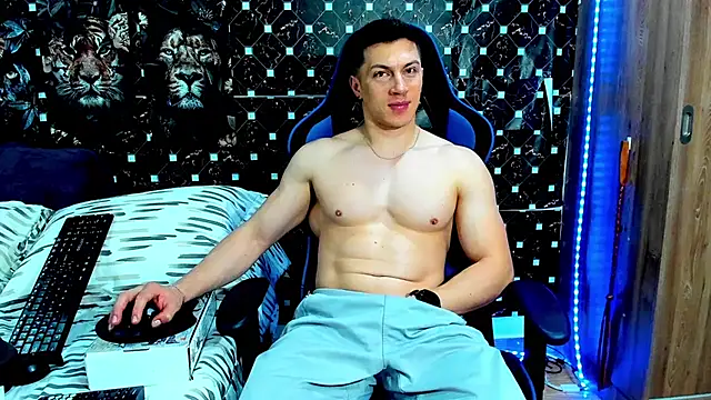 javiersexymann online show from July 2026 04:37:02 AM