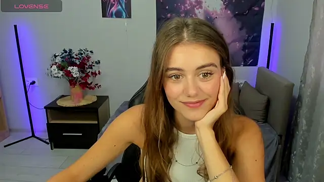 TracySpark online show from September 2025 06:48:02 AM