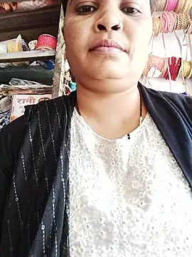 Snapshot of Rajnee33A chatting on October 2025 07:53:01 AM Rajnee33A online show from October 2025 07:53:01 AM